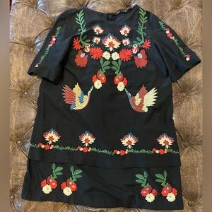 Women’s Zara Dress Size M